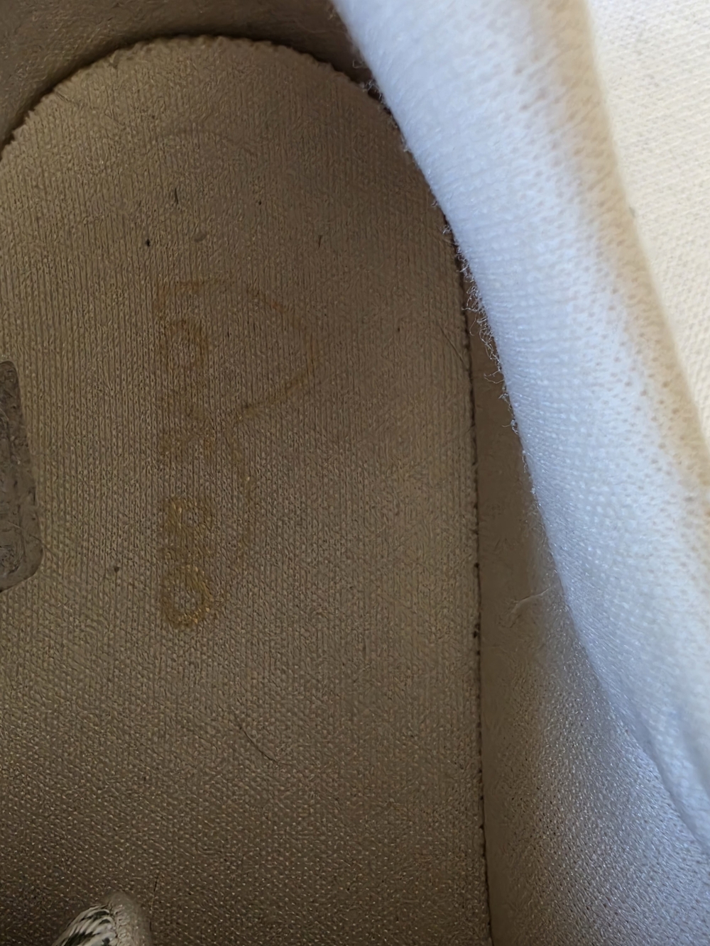 Love Rio Audre Sneakers - Picture 9 of 15